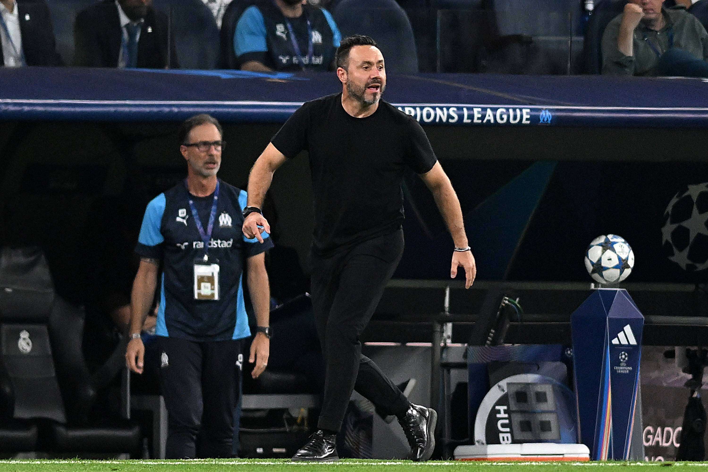 亚博体育官方网站-亚冠今夜走向成谜，皇家马德里战术微调，震撼外界，更衣室氛围转暖-亚博体育官方网站